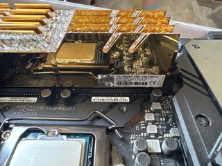 （分類：）位於 。 由 fennecli 提交（商品編號 1388162458，圖片 1）。簡介： 。