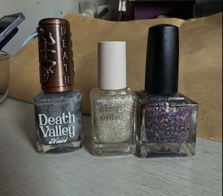 (Category: ) located in . Submitted by cosmic_destash (Listing ID 1388129149, Image 1). Description: .