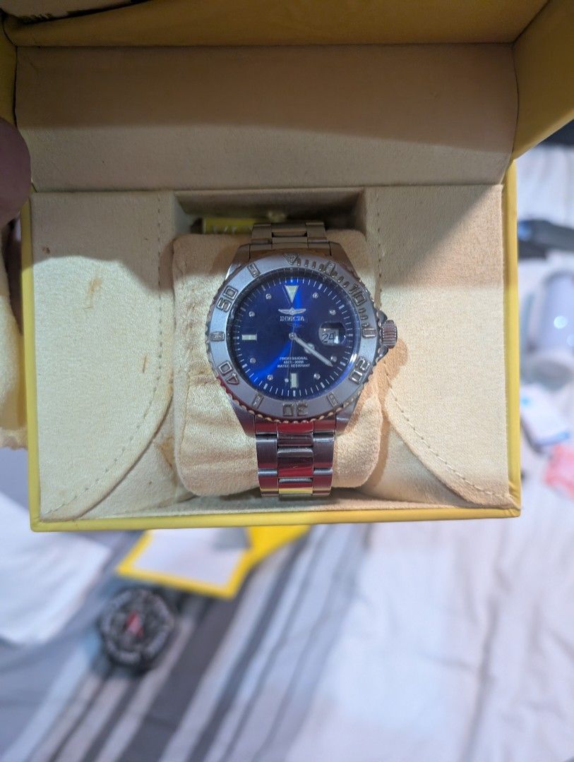 Invicta Pro Diver Quartz Blue Men's Watch (Category: Men's Watches) located in Makati City. Submitted by vish37 (Listing ID 1388149954, Image 1). Description: Movement: Quartz Case Width: 47.0 mm Water Resistance: 200 m (660 feet) Additional Features Invicta, Pro Diver, Men's Watch, Stainless Steel Case, Stainless Steel Bracelet, Quartz, 14783 pickup makati or bgc rfs: dont really use it still in box barely used..