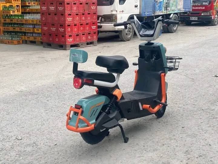 Ironman 2wheels ebike (Category: Bicycles) located in Manila. Submitted by saguittarian06 (Listing ID 1388269998, Image 3). Description: NEW ARRIVED IRONMAN 2WHEELS E-BIKE 48v12Ah 48v20h ✅FREE SIDE MIRROR ✅FREE ASSEMBLE & DEMO ✅WITH CERTIFICATE OF OWNERSHI Available colors 🛵Blue Green 🛵Red SPECIFICATIONS: ▪️Digital Gauge Panel (Speed, Battery, Signal light) ▪️ (SLA Battery) ▪️500Watts Brushless Hub Motor ▪️130-40km Range ▪️40-50 Speed ▪️14"x2.5