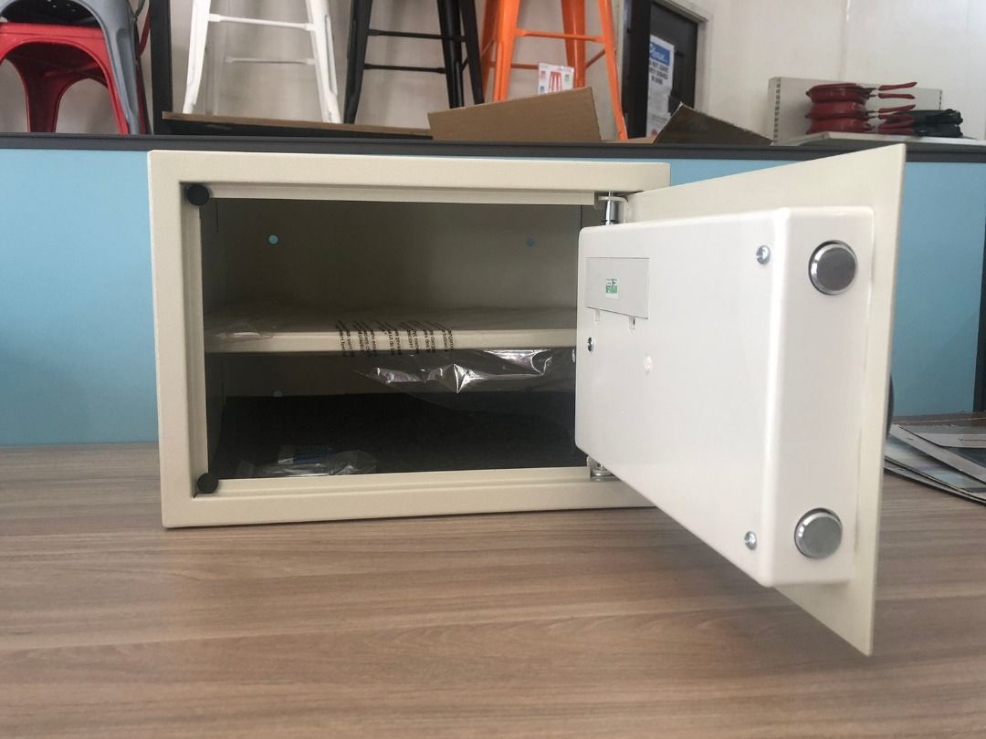 iSAFE™ SFLCD25 Electronic Digital Safe with LCD (Category: Safe) located in Taguig. Submitted by costuless.taguig (Listing ID 1348098184, Image 3). Description: Item Code: SFLCD25 SALE PRICE: ₱2,999.00 Note: Price may change without prior notice. iSAFE Safety Vault Electronic Digital Hotel Safe Vault ♡ Colors: Beige & Black ♡ Size: H25 x W35 x D25cm ♡ Material: Steel ♡ Simple keypad interface ♡ One-touch re-set button inside safe ♡ Time out perio