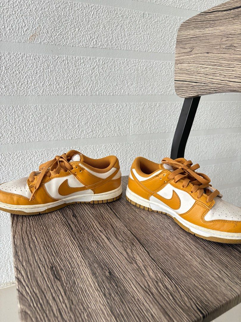 Kids’ Nike Dunks (Category: Sneakers) located in Quezon City. Submitted by jdsdeclutters (Listing ID 1388161313, Image 2). Description: .