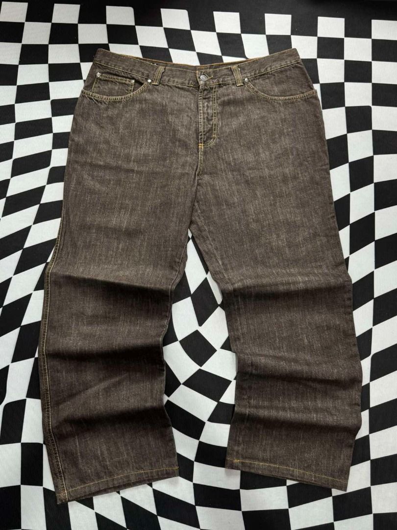 LAB choco brown pants (Category: Jeans) located in Cavite. Submitted by wydecollection (Listing ID 1388209210, Image 1). Description: Lab choco brown pants 38x41.5x10 9/10 overall condition 600 asking.