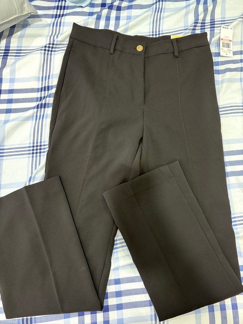 Michael Kors Black Pants (Category: Other Bottoms) located in Muntinlupa City. Submitted by rmsalberto (Listing ID 1388214686, Image 2). Description: MK Pants Guaranteed authentic Size 10.
