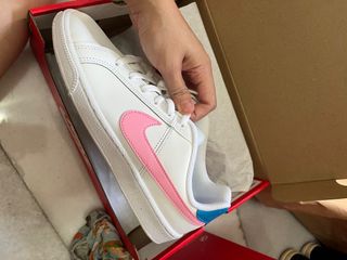 (Category: ) located in . Submitted by liszzz (Listing ID 1388143334, Image 1). Description: .