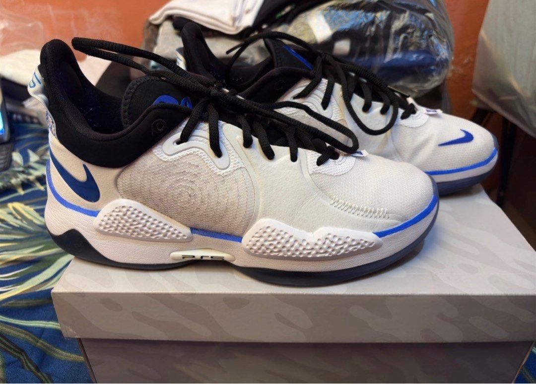 Nike PG5 “PS5” (Category: Sneakers) located in Binangonan. Submitted by Gaby_Marcy (Listing ID 1388214892, Image 2). Description: Nike PG5 “PS5” size: 9 only used twice for leisure walk never used for playing please see photos location: Novaliches payment: Metrobank or GCash shipping: LBC or Lalamove no meetup not for trade.