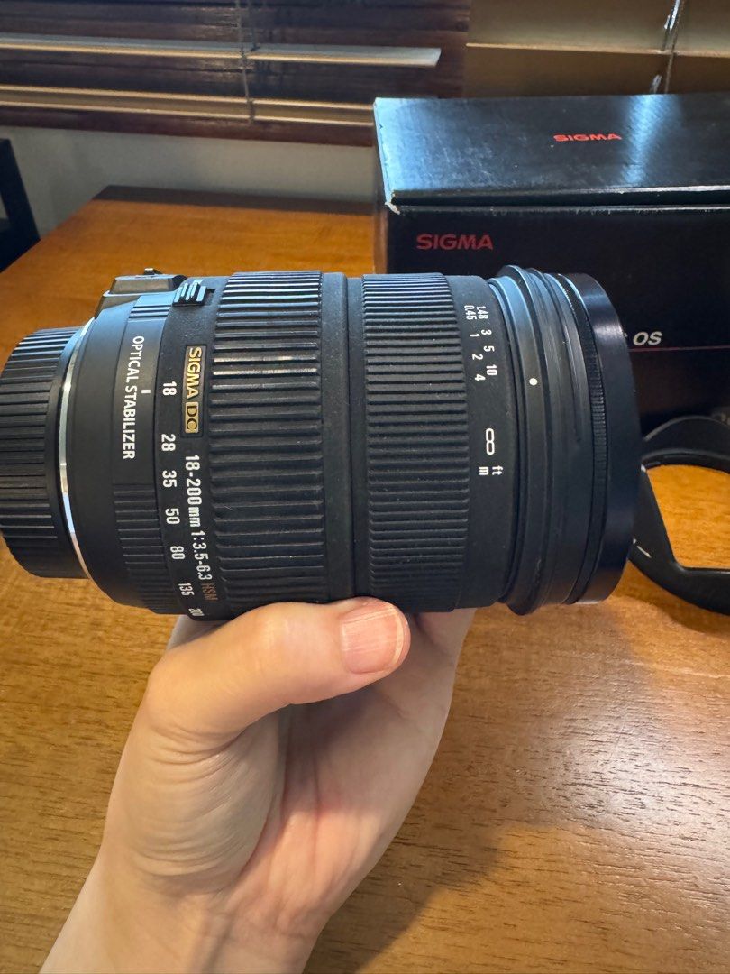 Sigma 18-200mm f3.5-6.3 (Category: Lens & Kits) located in Quezon City. Submitted by thego_odstuff (Listing ID 1388127873, Image 2). Description: Sigma 18-200mm f3.5-6.3 For DSLR cameras Rfs: not using anymore Payment options: GCash or BPI (QR code available) Shipping fee: Shouldered by buyer Meet up: Arton Strip Starbucks Katipunan extension/Petron Katipunan near Miriam Pls message for any questions. Thank you! .