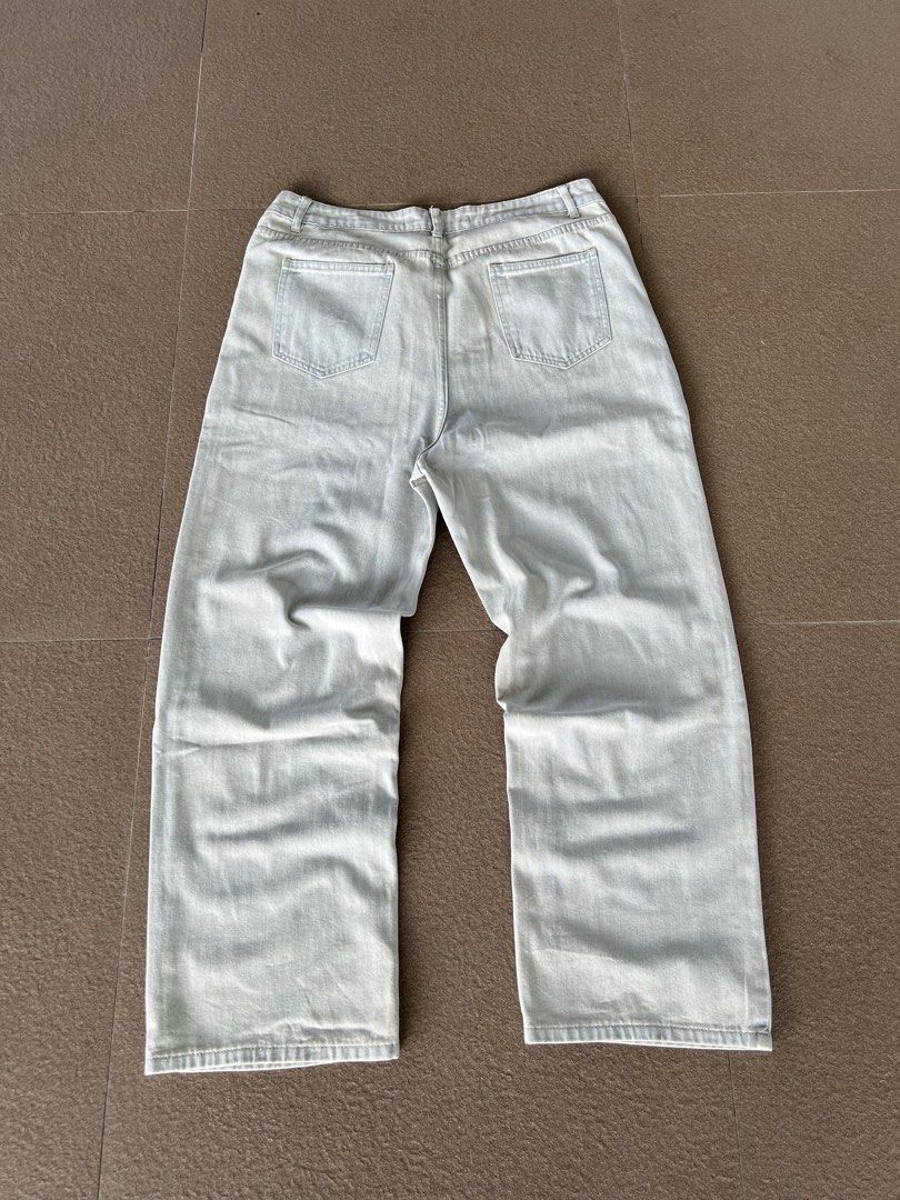 SM youth Jeans - Light Blue (Category: Jeans) located in Bulacan. Submitted by noxell_ph (Listing ID 1388283126, Image 3). Description: size XL L41" W36".