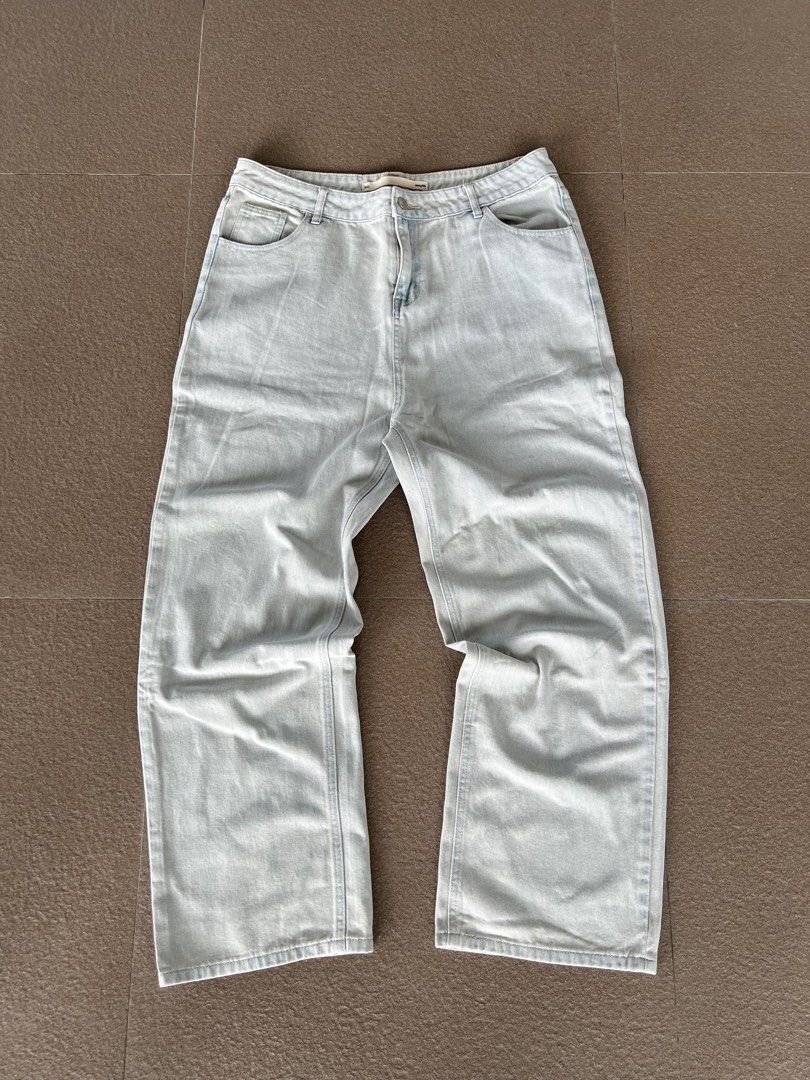 SM youth Jeans - Light Blue (Category: Jeans) located in Bulacan. Submitted by noxell_ph (Listing ID 1388283126, Image 1). Description: size XL L41" W36".