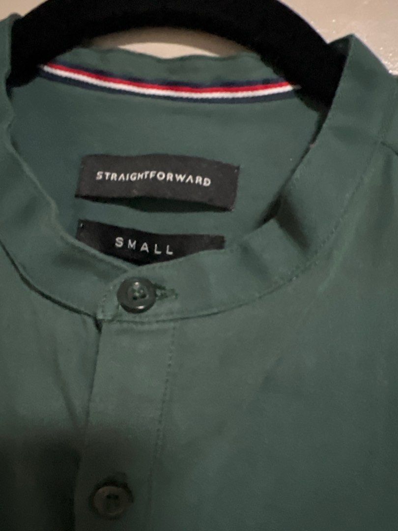 Straightforward Chino Longsleeves ( Green) (Category: Tshirts & Polo Shirts ) located in Navotas City. Submitted by rmzrt (Listing ID 1388183351, Image 2). Description: .