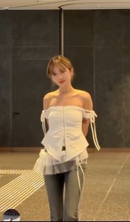 Stranger Room mermaid tail top with ribbon shoulder (WHITE)64206803221122110