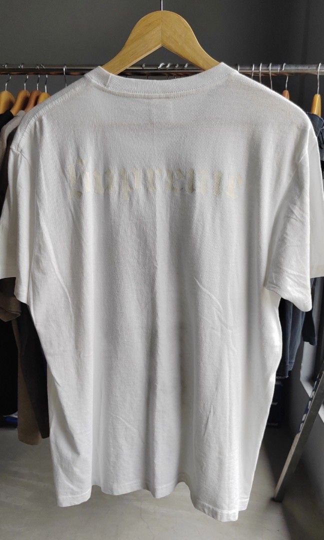SUPREME HELLRAISER PINHEAD TEE (Category: Tshirts & Polo Shirts ) located in Taguig. Submitted by legitonhand.ph35961 (Listing ID 1388176843, Image 3). Description: SUPREME HELLRAISER PINHEAD TEE Available Size Medium 2999PHP +sf 9/10 condition.