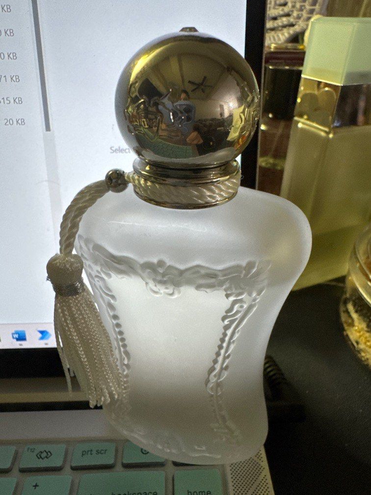 Valaya Tester (Category: Fragrance & Deodorants) located in Makati City. Submitted by decluttermakati (Listing ID 1388236039, Image 2). Description: Decluttering Too many perfume.
