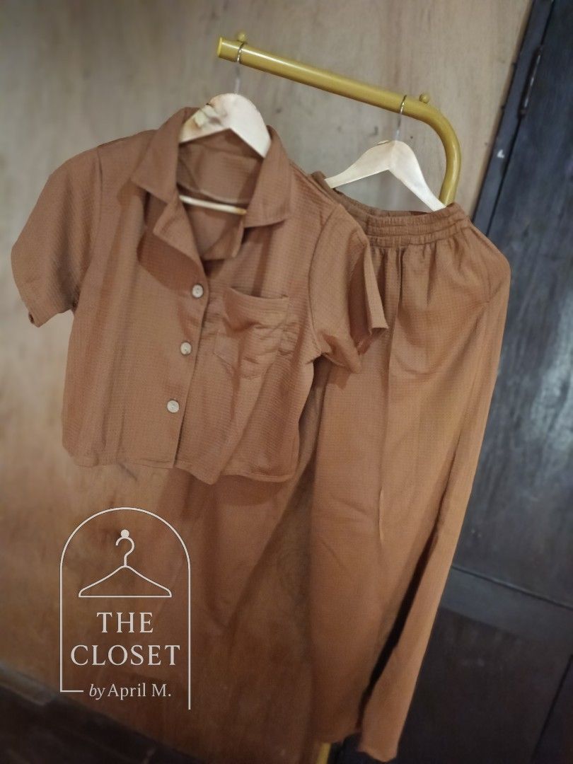 Waffle terno pants (Category: Sets or Coordinates) located in Paranaque City. Submitted by theclosetbyaprilm (Listing ID 1388232513, Image 1). Description: Waffle terno -choco brown B: 42 W: 32-42 L: 20 L: 39.