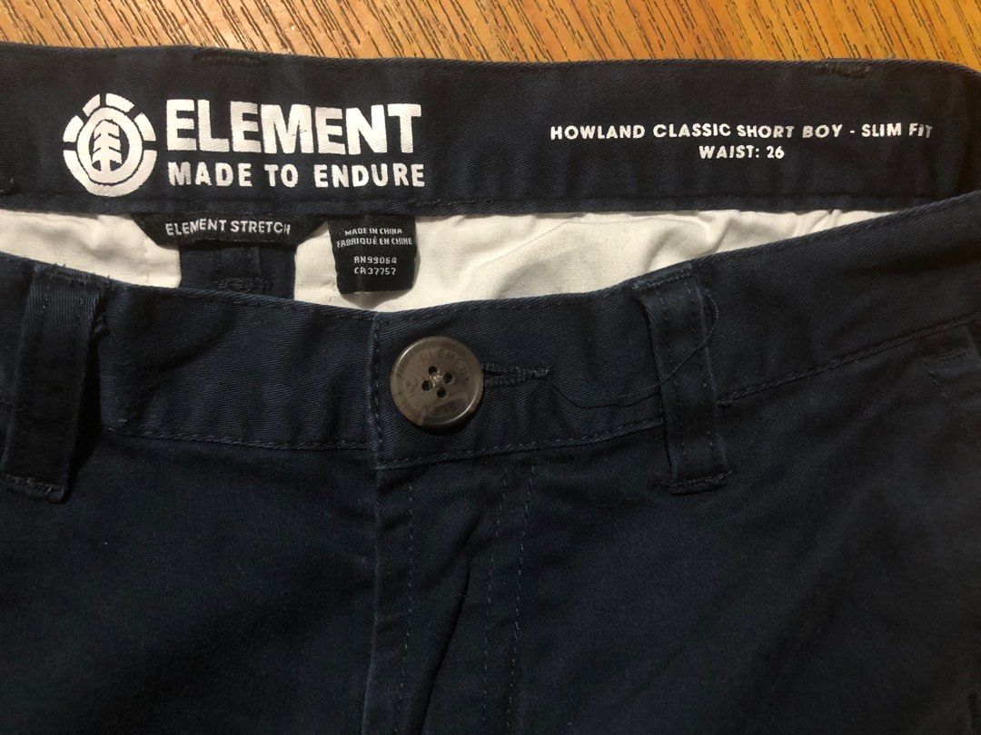 26” Element Made to Endure Chino Short (Category: Shorts) located in Quezon City. Submitted by lexipotpot (Listing ID 1388326136, Image 3). Description: color:navy blue waist-26” L-15” can fit small adult last photo for price reference.