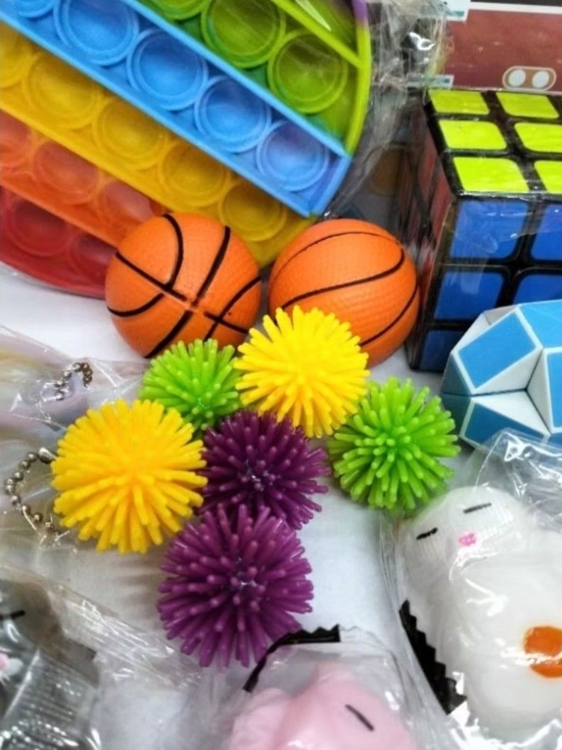26 Pcs. Fidget Toy Set (Category: Kids Toys) located in Mankayan. Submitted by toys_of_yesteryear (Listing ID 1388474036, Image 3). Description: 📌loc. Baguio ------------------------- “If your offer is accepted, please stay in touch and keep the seller updated. Open communication helps ensure we don’t waste each other’s time.” -------------------------- 📌 Brand: None 📌 26pcs. Fidget set 📌 NEW. Imported item. Kindly manage your expectations ac