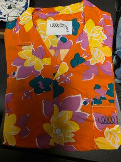 （分類：）位於 。 由 prettypudding.818 提交（商品編號 1388409806，圖片 1）。簡介： 。
