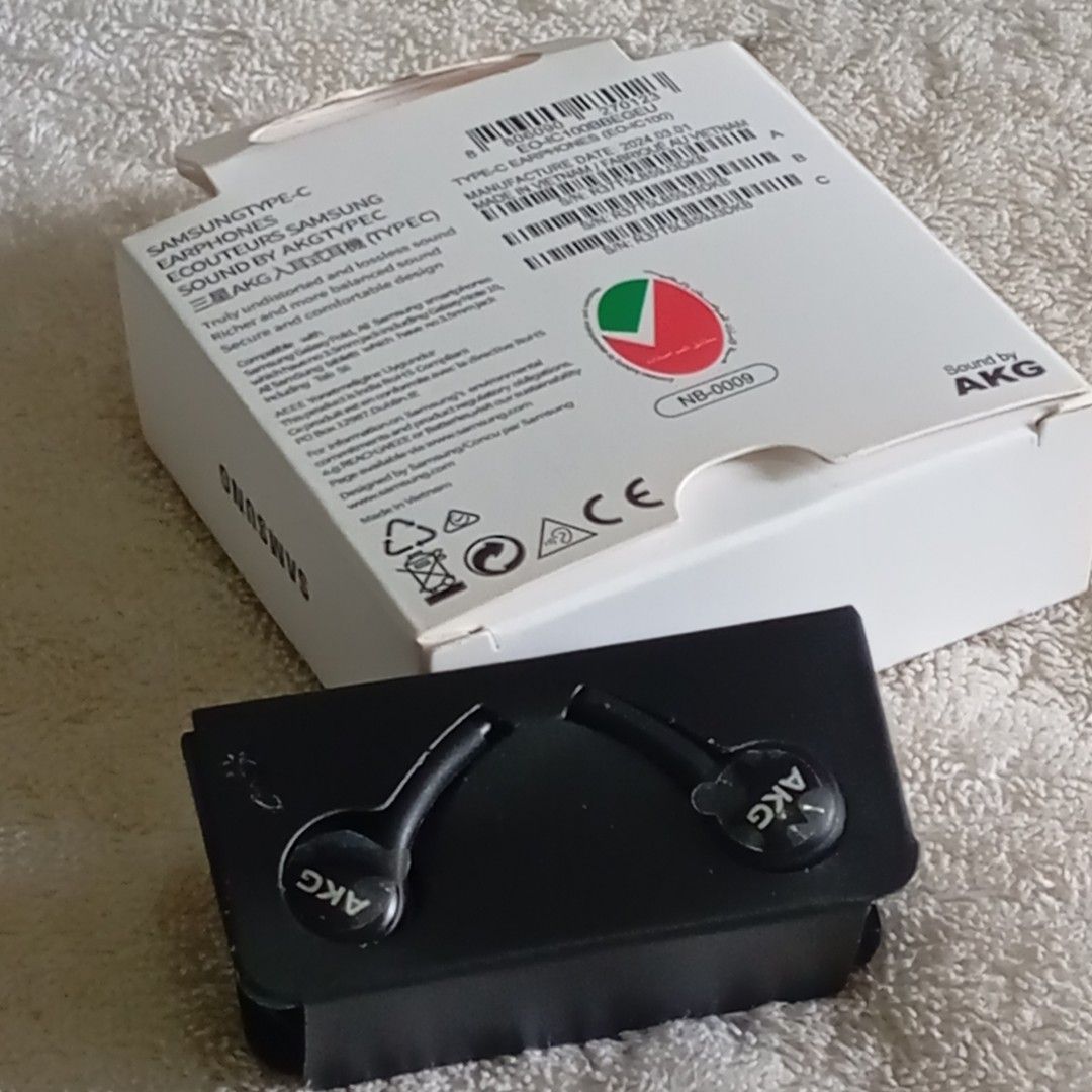 AKG EARPHONES TYPE C - 3.5MM JACK (Category: Earphones) located in Paranaque City. Submitted by audioaddict0517 (Listing ID 1388455974, Image 2). Description: .