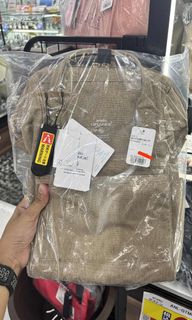 (Category: ) located in . Submitted by js.thriftstore (Listing ID 1388349755, Image 1). Description: .