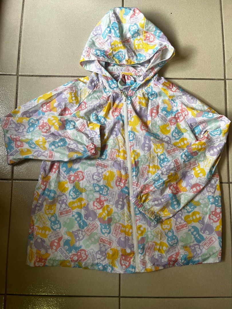 Bossini Kids Lightweight Windbreaker - Size 140 (Category: Babies & Kids Fashion) located in Makati City. Submitted by kathereeen (Listing ID 1388409237, Image 1). Description: Bossini Kids Lightweight Windbreaker - Size 140 Like new. Tried a few times only. Good for the rainy season. Size Dimensions: Width - 20in Length - 22in RFS: Too big for my daughter.