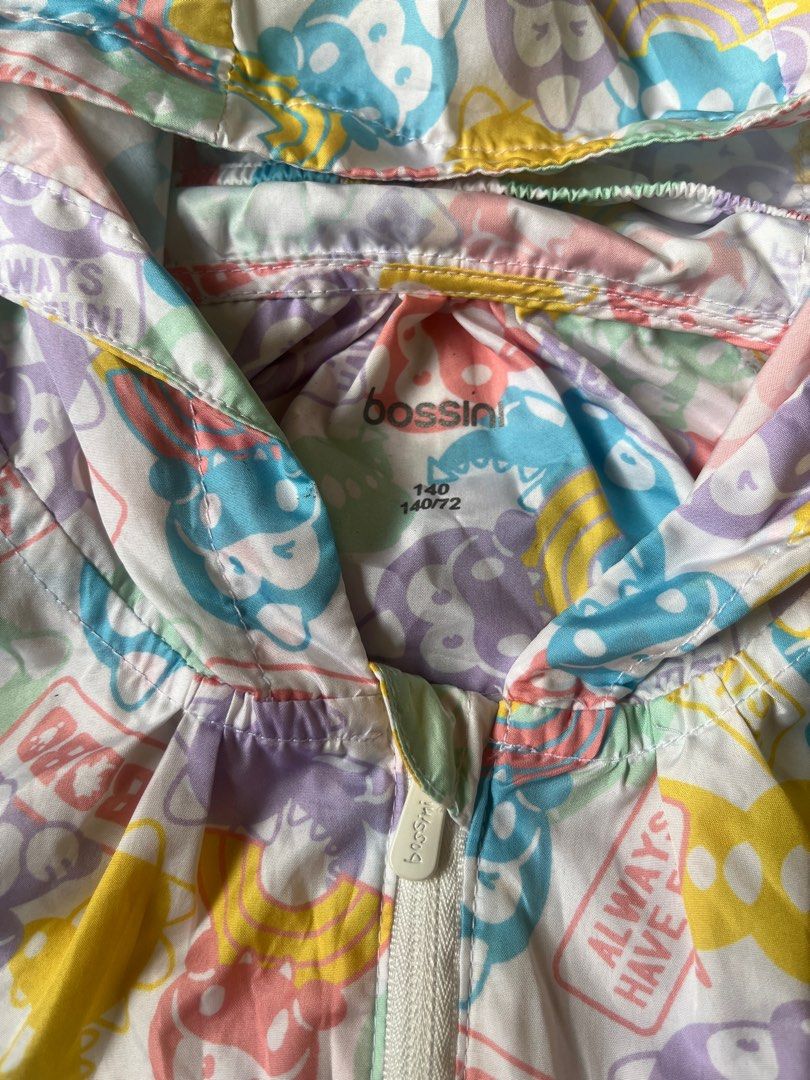 Bossini Kids Lightweight Windbreaker - Size 140 (Category: Babies & Kids Fashion) located in Makati City. Submitted by kathereeen (Listing ID 1388409237, Image 2). Description: Bossini Kids Lightweight Windbreaker - Size 140 Like new. Tried a few times only. Good for the rainy season. Size Dimensions: Width - 20in Length - 22in RFS: Too big for my daughter.