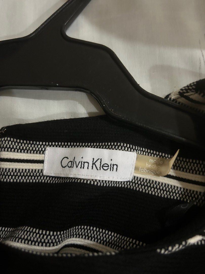 Calvin Klein dress (Category: Dresses) located in San Juan City. Submitted by HannaRuby (Listing ID 1388407646, Image 3). Description: Calvin klein authentic From USA Size medium Stretchable material Decluttering .