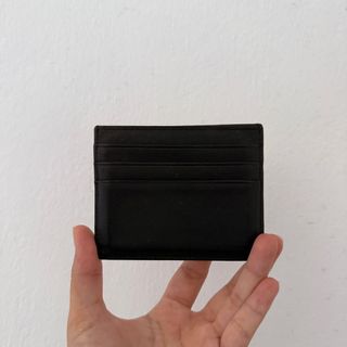 (Category: ) located in . Submitted by preloved25__ (Listing ID 1388309585, Image 1). Description: .