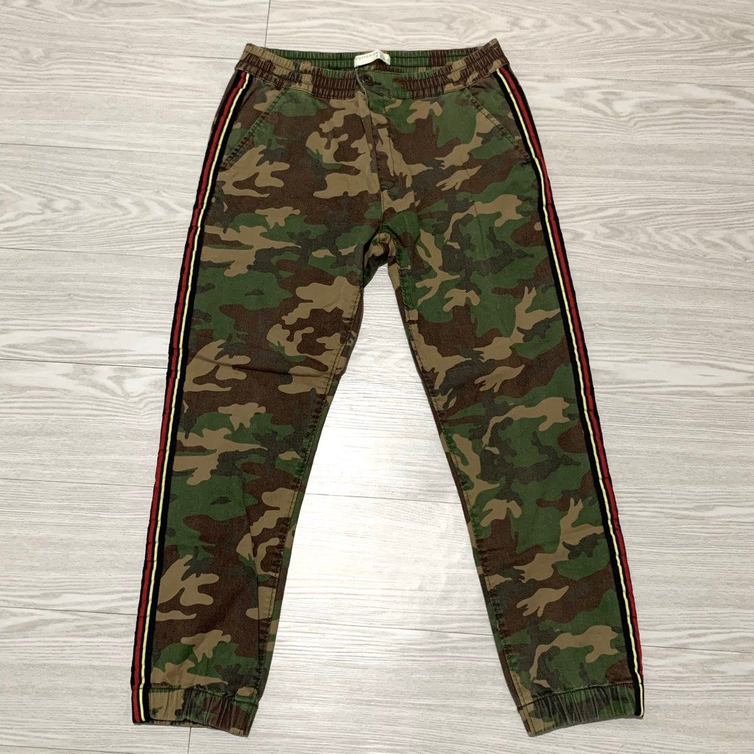 Cotton On Camouflage Pants (Category: Other Bottoms) located in Magalang. Submitted by byali (Listing ID 1388494380, Image 3). Description: Bought in Singapore Size USA 6 Label: Cotton On Mode of Payment: - GCash - Meet-up.