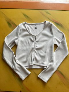 (Kategori: ) berada di . Dikirim oleh ayysdecluttering (ID iklan 1388437563, Gambar 1). Deskripsi: .