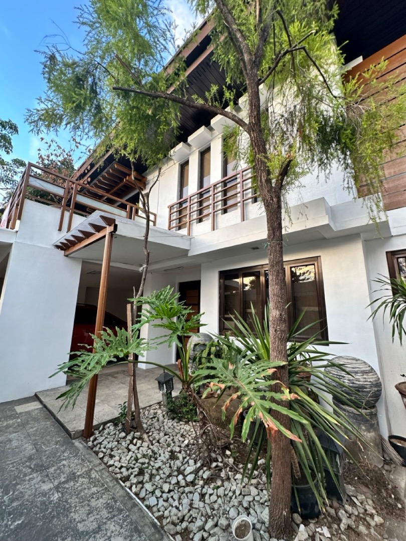 (Category: ) located in . Submitted by habitto.ph (Listing ID 1388362332, Image 1). Description: .
