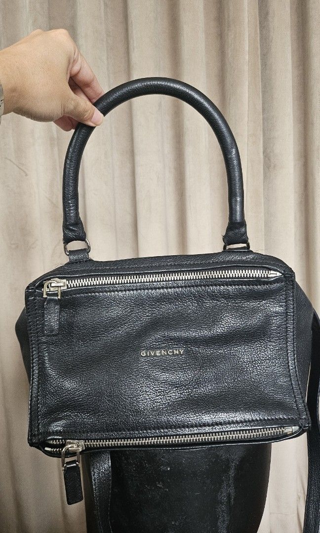 Givenchy Pandora (Category: Luxury Bags & Wallets) located in Pasig City. Submitted by marikondosale (Listing ID 1388351557, Image 2). Description: Givenchy Pandora Small, Black includes box, dustbag, cards.