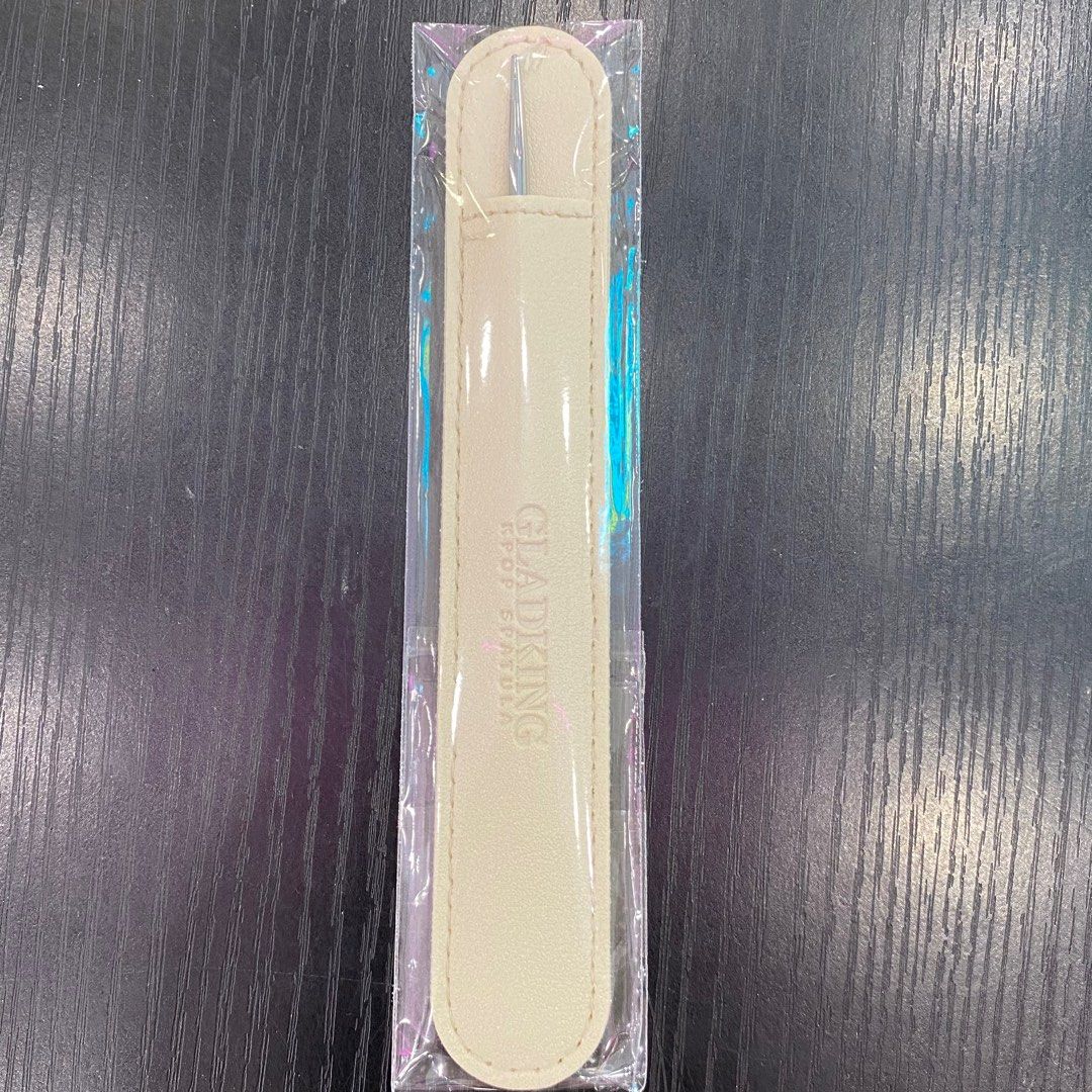 GK K-POP Spatula -0406530012238 (Category: Makeup) located in Paranaque City. Submitted by gladkingphilippines (Listing ID 1388410929, Image 1). Description: .
