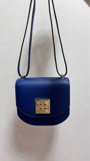 （分類：）位於 。 由 j.ccccc 提交（商品編號 1388427862，圖片 1）。簡介： 。