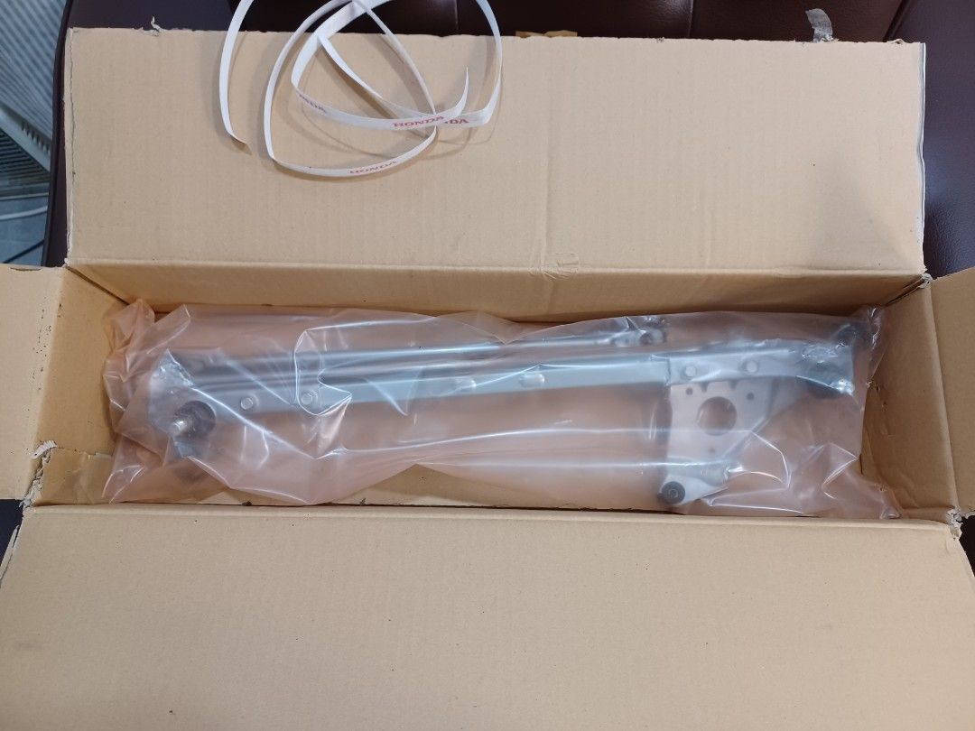 Honda EG Wiper Linkage (Category: Other Automotive Parts and Accessories) located in Quezon City. Submitted by daned05 (Listing ID 1388329410, Image 3). Description: Honda EG Wiper Linkage without Motor Purchased from Honda Pasig (around 2016) Old stock / never been used / sealed Selling as is, where is. Please refer to the photos for actual item condition. Feel free to make an offer if interested. Buyer to arrange and cover shipping if needed..