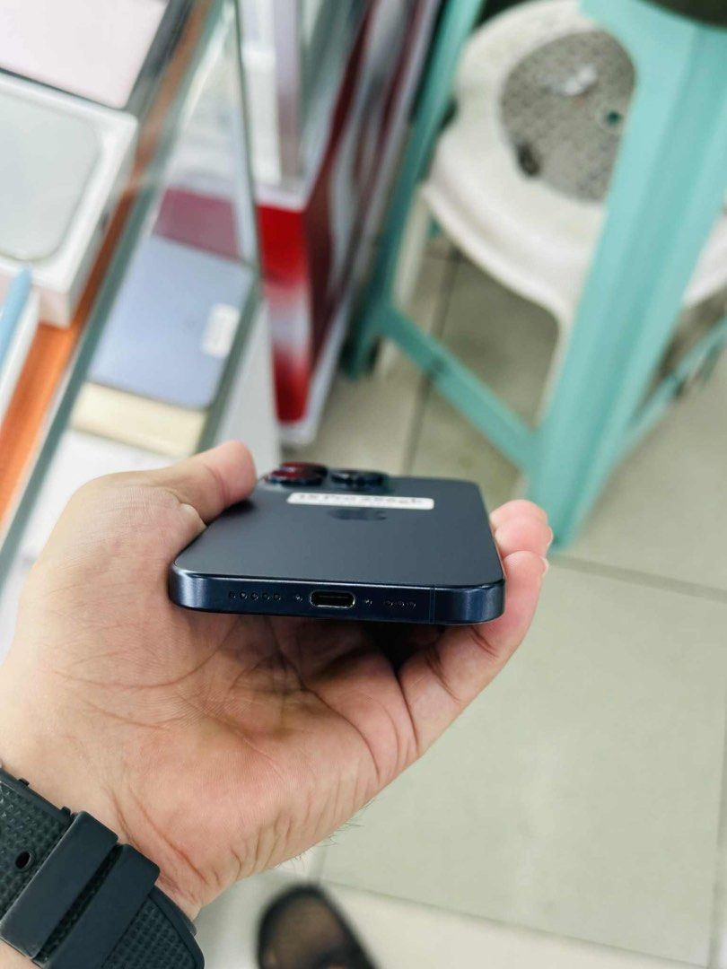 Iphone 15 Pro 256gb 95bh No issues Openline HK variant (Category: iPhone 15 Series) located in San Juan City. Submitted by najihahtelecomshop2018 (Listing ID 1388487980, Image 2). Description: Legit Store | Original unit FOR SALE | TRADE / SWAP ▫️INSTALLMENT thru: 🔸Credit Card (straight / installment) 🔸Ggives / Gcredit + 6% interest 🔸Spay Later + 6% interest (RFS: Buy and Sell any kinds of Gadgets) Description: iPhone 15 Pro 256GB ( other GB a