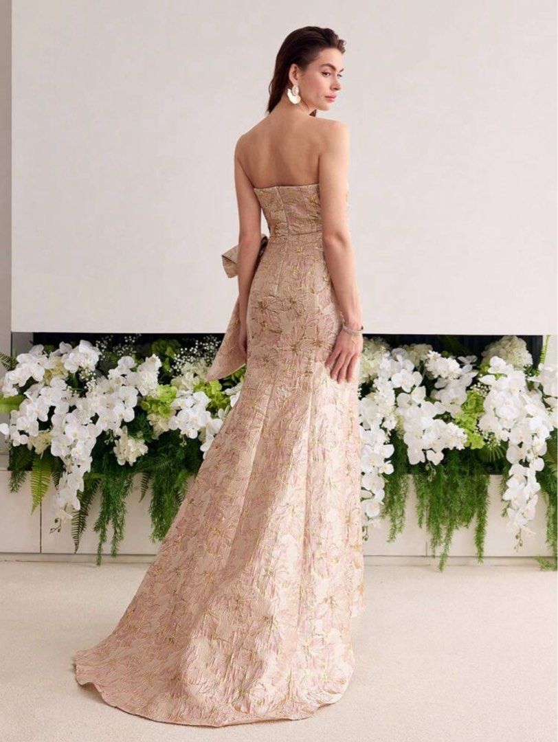 Jacquard gown (Category: Evening dresses & gowns) located in Cebu City. Submitted by ootdqueen (Listing ID 1388499050, Image 2). Description: Used only once..
