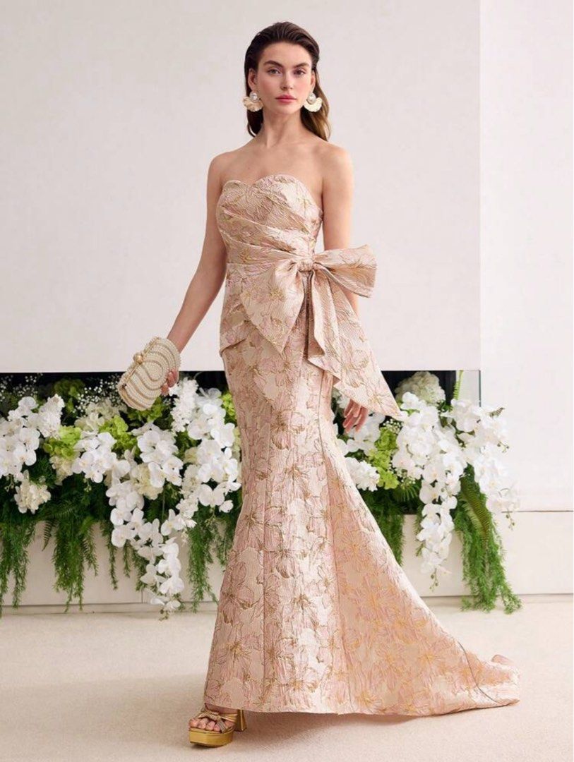 Jacquard gown (Category: Evening dresses & gowns) located in Cebu City. Submitted by ootdqueen (Listing ID 1388499050, Image 1). Description: Used only once..