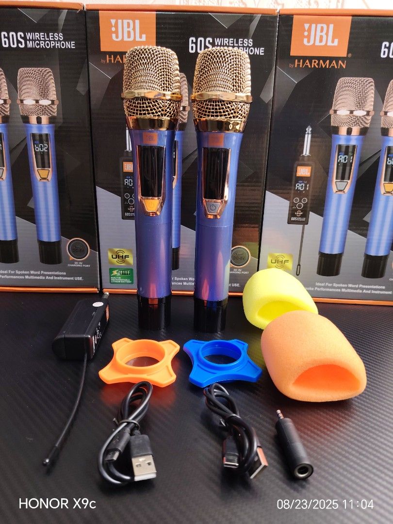 JBL DUAL WIRELESS MICROPHONE (Category: Microphones) located in Manila. Submitted by cardenasjo02934 (Listing ID 1388331116, Image 3). Description: Professional uhf dual wireless microphone open for cod lalamove delivery with fee.