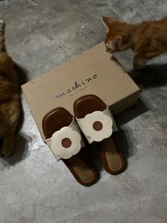 (Category: ) located in . Submitted by nanalatte (Listing ID 1388427580, Image 1). Description: .
