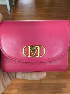 (Category: ) located in . Submitted by niharika11 (Listing ID 1388365498, Image 1). Description: .
