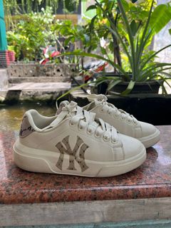 (Kategori: ) berada di . Dikirim oleh megaapreloved (ID iklan 1388332565, Gambar 1). Deskripsi: .
