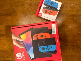 (Category: ) located in . Submitted by natalieclothes (Listing ID 1388454515, Image 1). Description: .