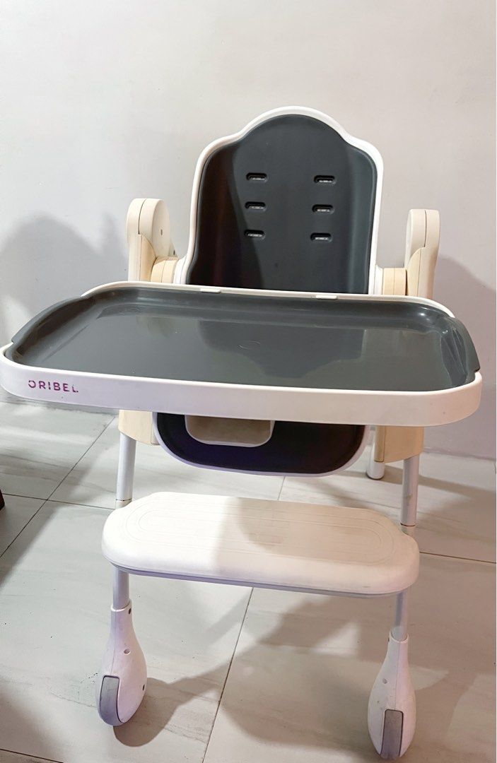 Oribel cocoon high chair (Category: Baby High Chairs) located in San Pedro. Submitted by prelovedfromsouth_9 (Listing ID 1388370043, Image 2). Description: - Slate gray - with cup holder and strap - meet up or delivery from San pedro laguna or nearby locations (ie, alabang, binan, sta rosa) - slightly negotiable.