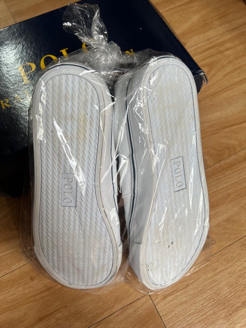 Polo RL White Shoes (Category: Sneakers) located in Paranaque City. Submitted by sierra21 (Listing ID 1388343976, Image 2). Description: Cleaned Used White Shoes not so original .