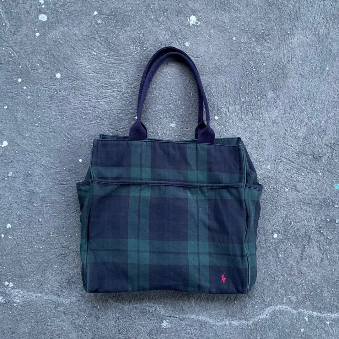 Ralph Lauren Flannel Tote Bag (Category: Luxury Bags & Wallets) located in Malabon City. Submitted by coponxel (Listing ID 1388490268, Image 1). Description: issue : tear in pipe lining.