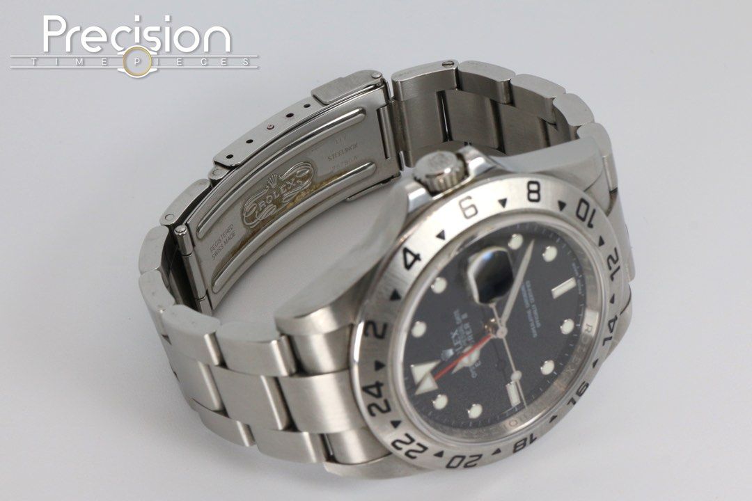 Rolex Explorer II Ref: 16520 Black Dial 40mm Automatic Full Set (Category: Watches) located in Singapore. Submitted by precision.timepieces (Listing ID 1388431909, Image 2). Description: WAP Samuel Lee @ +65-9670-0733 or message us for more info. Do follow us and check out our latest timepiece listings on these various social media pages: https://linktr.ee/precisiontimepieces 1. Brand: Rolex 2. Model: Explorer II 3. Reference: 16570 4. Dial: Blac