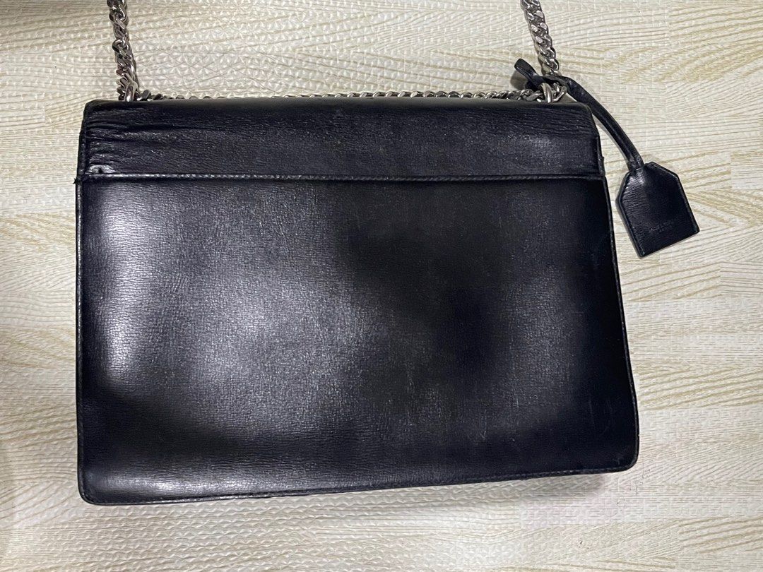 saint laurent (Category: Luxury Bags & Wallets) located in Calamba. Submitted by thriftingoverload (Listing ID 1388497850, Image 3). Description: plus shipping fee.