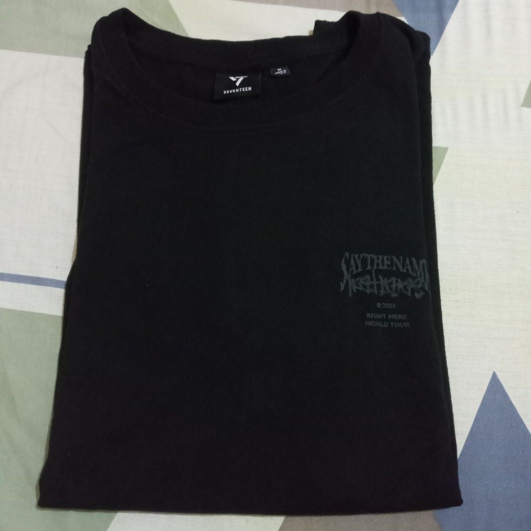 Seventeen [Right Here] T-Shirt (M) (Category: Tshirts & Polo Shirts ) located in Quezon City. Submitted by lemon_jusu (Listing ID 1388371598, Image 1). Description: 🍋 Seventeen [Right Here World Tour] - T-Shirt (Black) - Medium 🍋 💎 Availability: On hand 💎 Used a few times. Original plastic packaging no longer available. 📏 M Measurement from Weverse Body length = 73cm (28.7in) Shoulder width = 52.5cm (20.6in) Chest width = 55.5cm (21.8in) Bot
