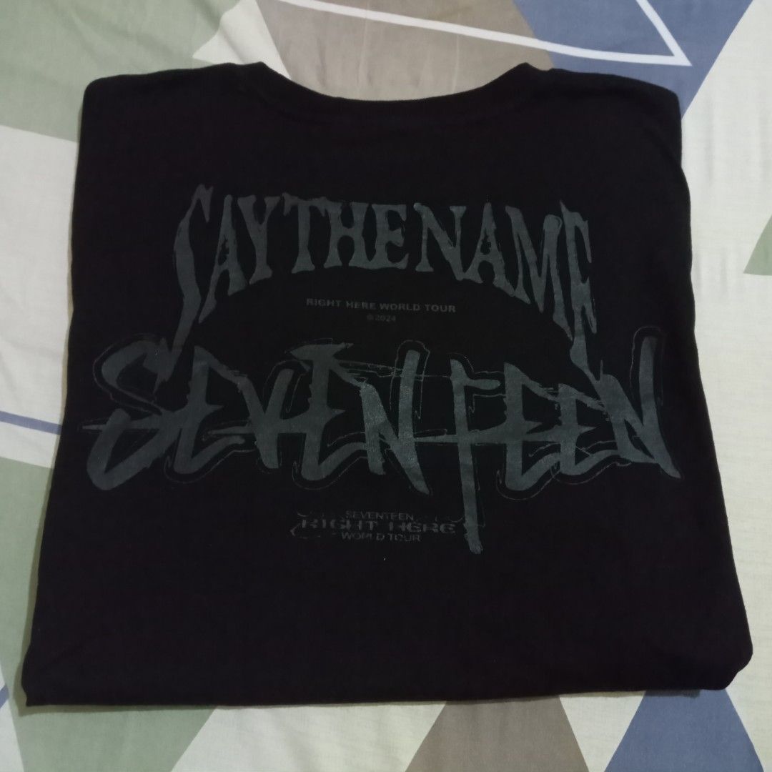 Seventeen [Right Here] T-Shirt (M) (Category: Tshirts & Polo Shirts ) located in Quezon City. Submitted by lemon_jusu (Listing ID 1388371598, Image 3). Description: 🍋 Seventeen [Right Here World Tour] - T-Shirt (Black) - Medium 🍋 💎 Availability: On hand 💎 Used a few times. Original plastic packaging no longer available. 📏 M Measurement from Weverse Body length = 73cm (28.7in) Shoulder width = 52.5cm (20.6in) Chest width = 55.5cm (21.8in) Bot