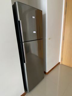 (Category: ) located in . Submitted by jwf123 (Listing ID 1388403145, Image 1). Description: .